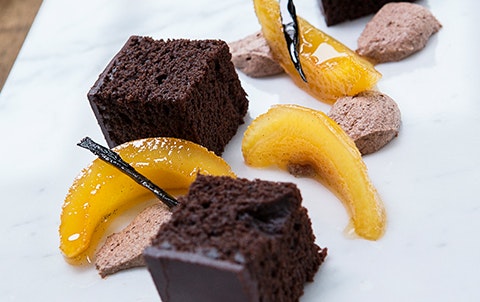 Chokoladekage Med Ganache Og Kvaeder